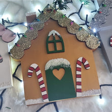 Load image into Gallery viewer, Gingerbread Houses