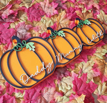 Load image into Gallery viewer, Family of Pumpkins