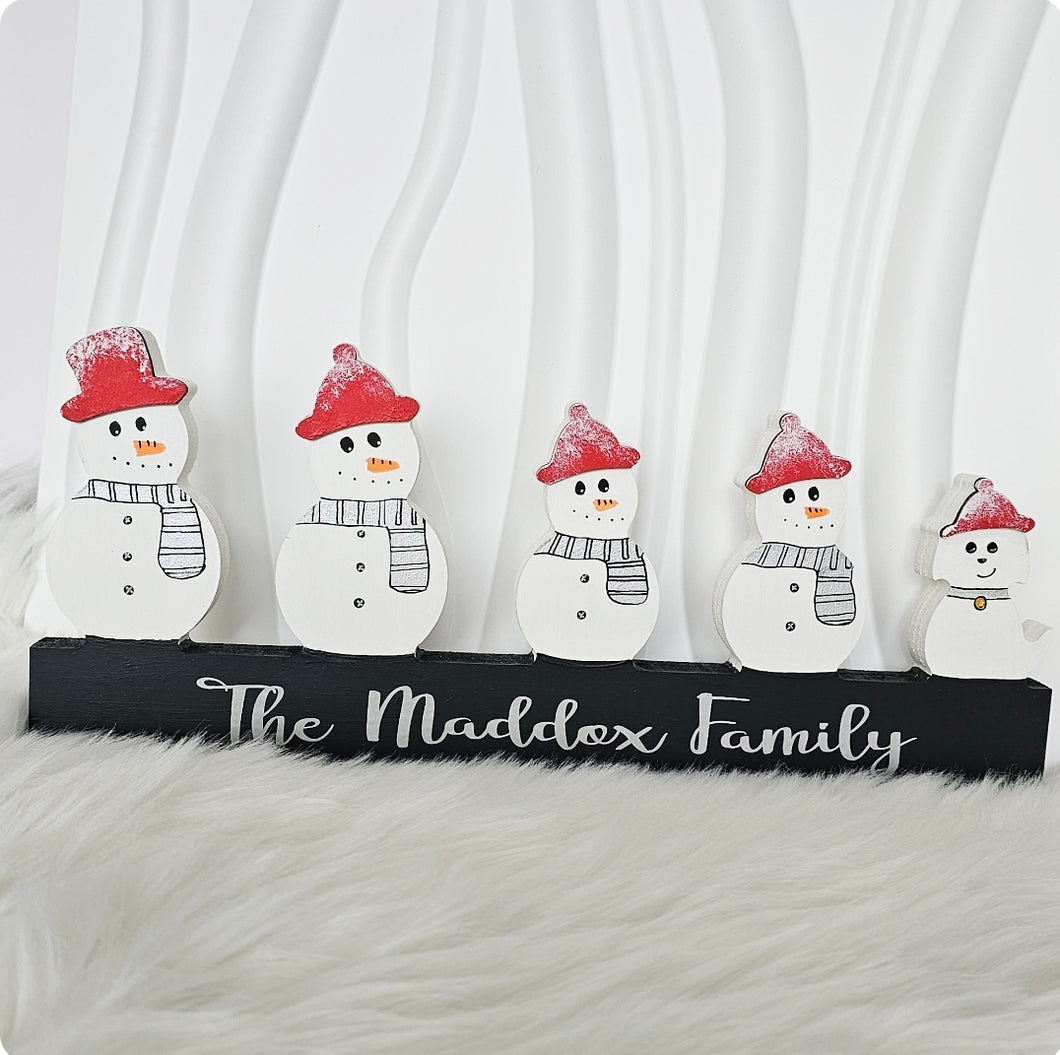 Snowmen Family on Stand