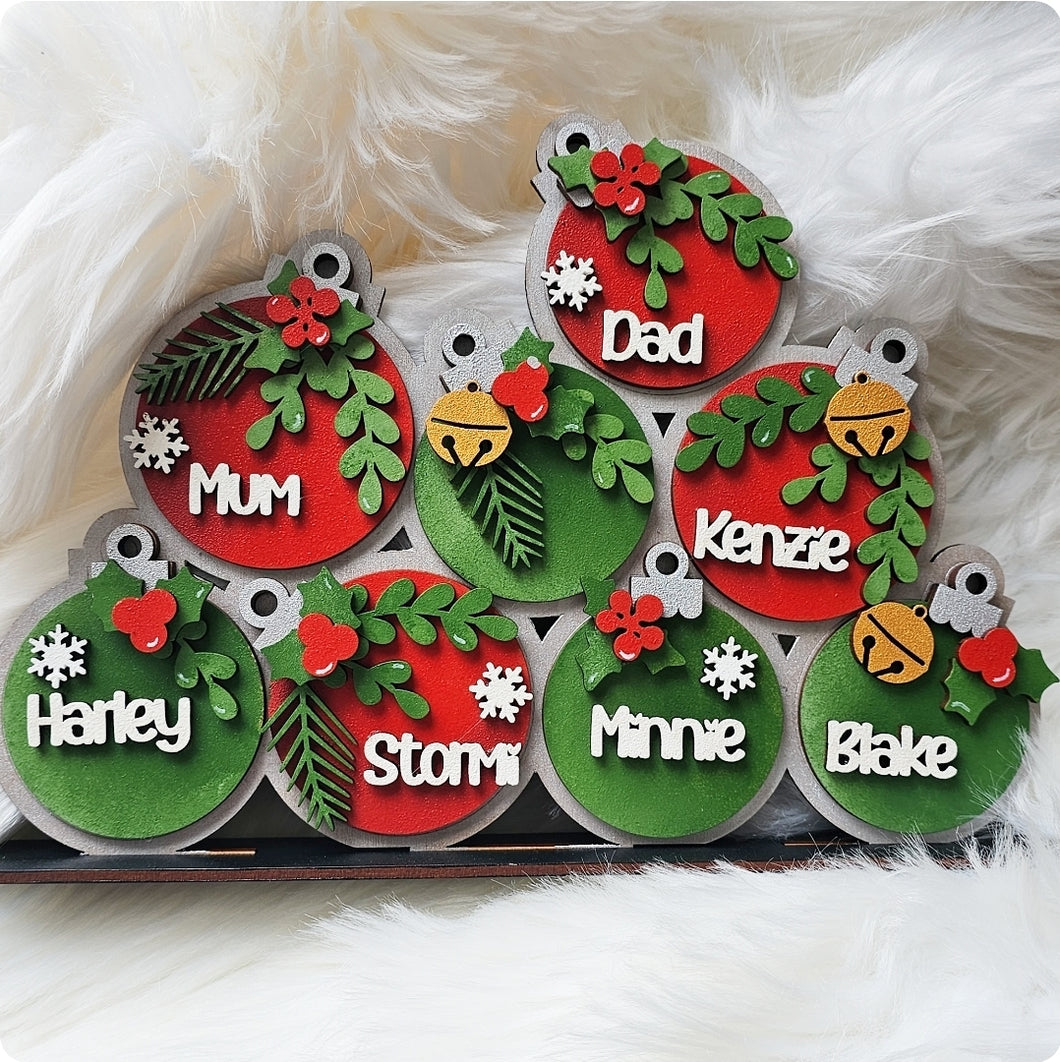 Personalised Family of Baubles