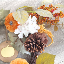 Load image into Gallery viewer, Halloween Wreath

