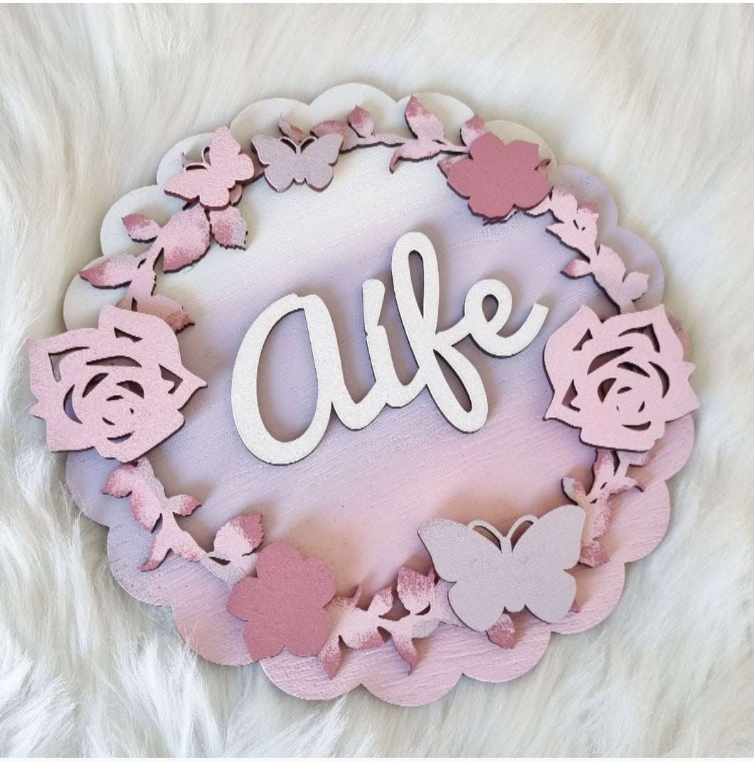 Scalloped Name Plaque
